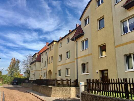 Wohnung zur Miete 336 € 2 Zimmer 48 m² Geschoss 1/1 frei ab sofort Barbarastraße 8 B Damaschkestraße Halle (Saale) 06110