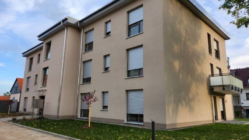 Wohnung zur Miete 732 € 2,5 Zimmer 77,1 m² 1. Geschoss frei ab sofort Marienstraße 12 Friedrichroda 99894