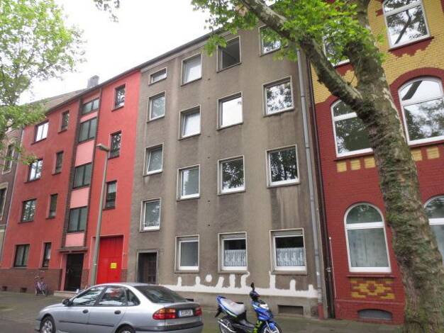 Wohnung zur Miete 812 € 3 Zimmer 95,5 m² 3. Geschoss frei ab 01.09.2025 Blumenthalstr. 30 Duissern Duisburg 47058