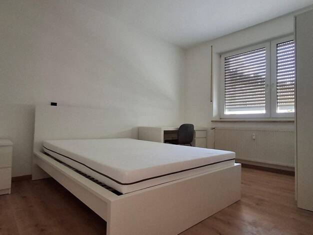 WG-Zimmer zur Miete auf Zeit 450 € 15 m² 1. Geschoss Rollnerstraße 40 Maxfeld Weiterer Innenstadtgürtel West / Nord / Ost 90408