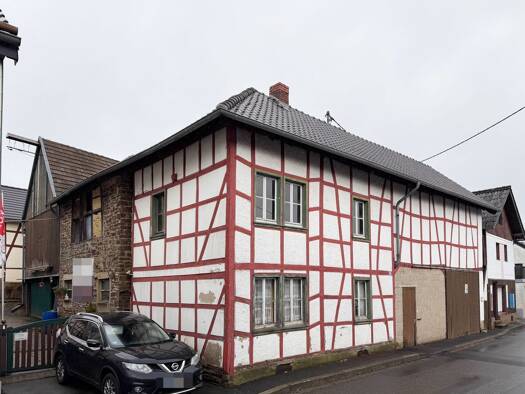 Bauernhaus zum Kauf 88.000 € 6 Zimmer 204 m² 226 m² Grundstück Wershofen Wershofen 53520