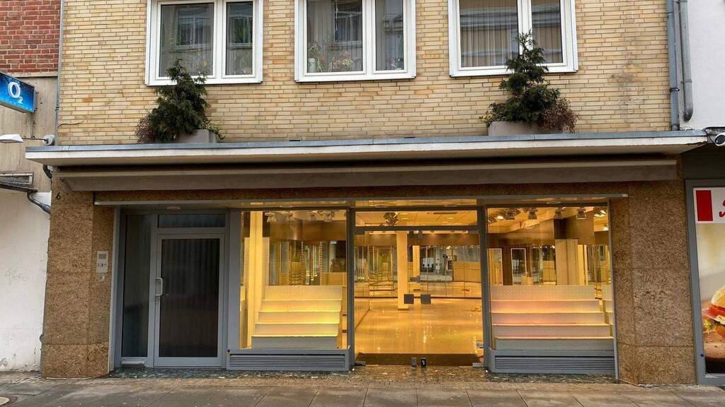 Verkaufsfläche zur Miete 1.250 € 1 Zimmer 76 m² Verkaufsfläche Helmstedt 38350