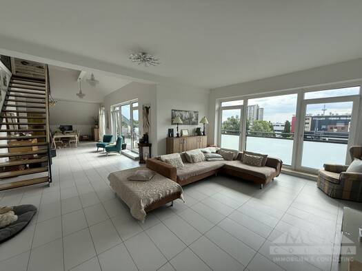 Penthouse zum Kauf 1.585.000 € 5 Zimmer 293 m² 3. Geschoss Frankfurt am Main 60435