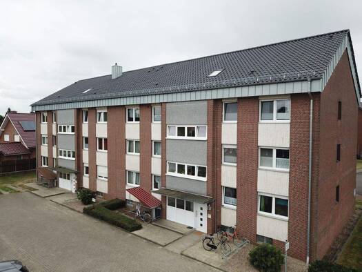 Wohnung zur Miete 425 € 3 Zimmer 74,2 m² 1. Geschoss frei ab 01.05.2026 Laubaner Str. 2 Neustadt Quakenbrück 49610