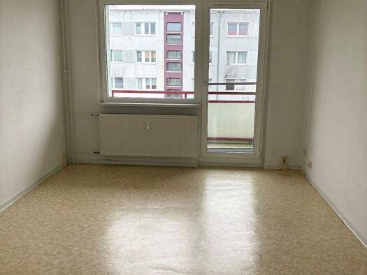 Wohnung zur Miete 254 € 1 Zimmer 33,8 m² 2. Geschoss Fünfeichen 3 Südstadt Neubrandenburg 17033