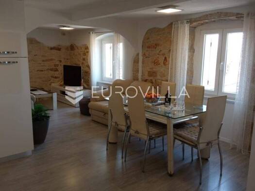 Wohnung zur Miete 1.200 € 2 Zimmer 65 m² 1. Geschoss Vabriga Tar-Vabriga