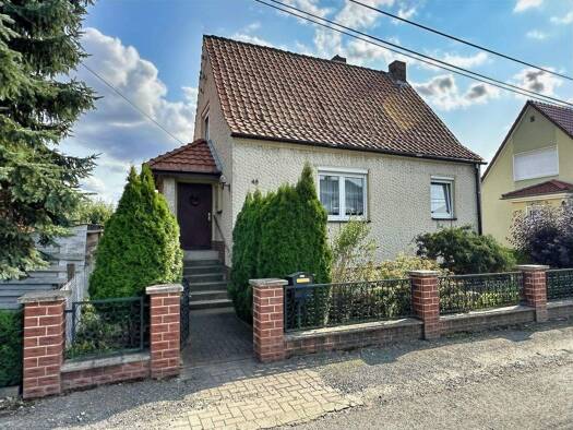 Einfamilienhaus zum Kauf 159.000 € 4 Zimmer 85 m² 1.000 m² Grundstück Halberstadt 38820