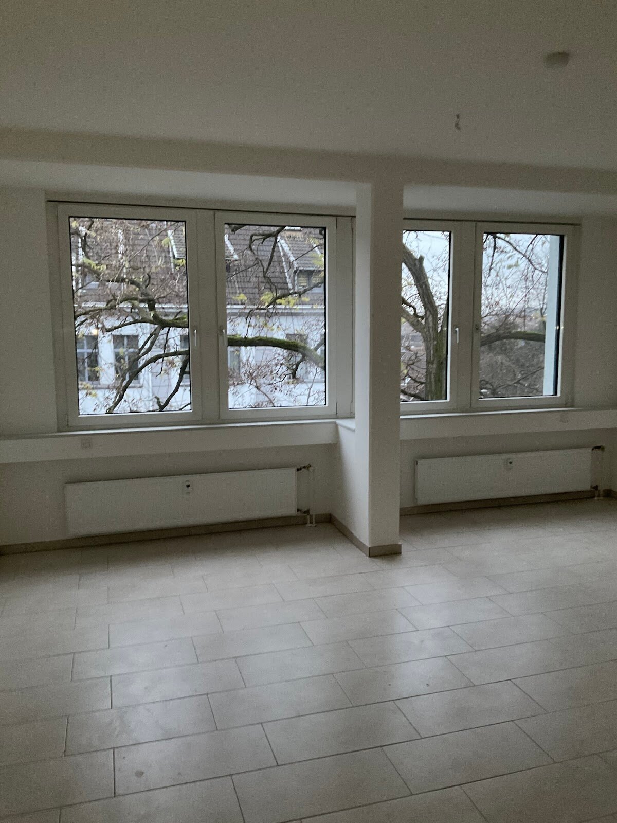 Wohnung zur Miete 1.301 € 4 Zimmer 116 m²<br/>Wohnfläche 3.<br/>Geschoss ab sofort<br/>Verfügbarkeit Ludenberger Str. 56 Ludenberg Düsseldorf 40629