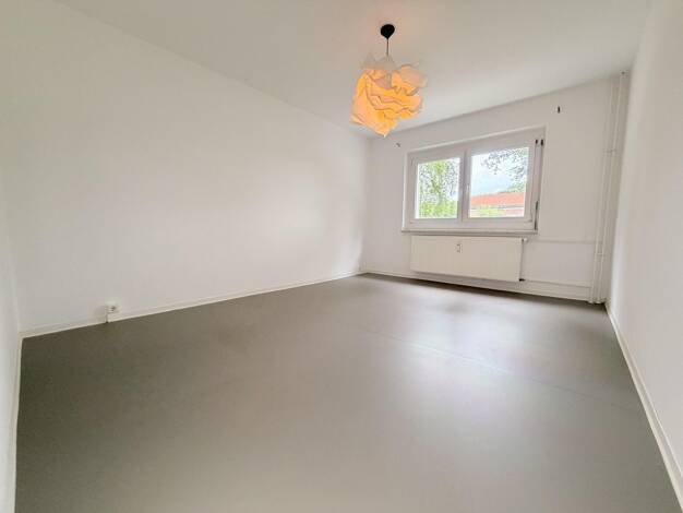Wohnung zum Kauf provisionsfrei 190.000 € 2 Zimmer 51 m² EG Neubrandenburger Straße 68 Neu-Hohenschönhausen Berlin 13059
