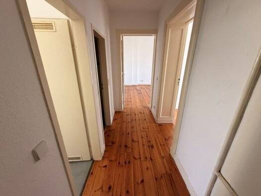 Wohnung zur Miete 594 € 2 Zimmer 59,2 m² 3. Geschoss frei ab 01.08.2026 Provinzstr. 111 Reinickendorf Berlin 13409