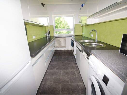 Wohnung zur Miete 1.470 € 5 Zimmer 100 m² 3. Geschoss Friedrichshafen 88046