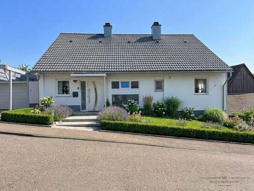 Einfamilienhaus zum Kauf 449.000 € 9 Zimmer 182 m² 520 m² Grundstück Stimpfach 74597