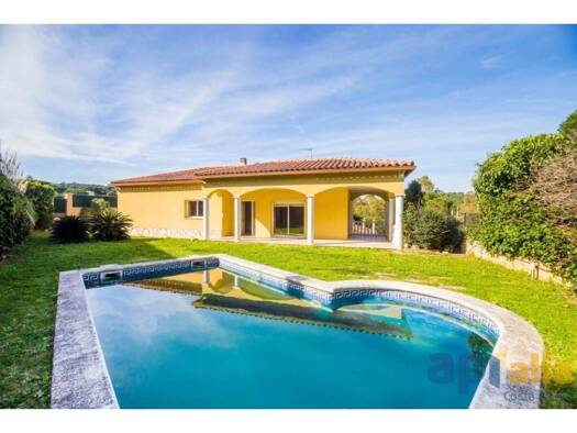 Haus zum Kauf 480.000 € 225 m² 662 m² Grundstück Sant Antoni de Calonge 17252