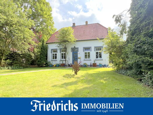 Einfamilienhaus zum Kauf 250.000 € 8 Zimmer 160 m² 2.207 m² Grundstück Schweiburg Jade 26349