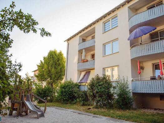 Wohnung zur Miete 445 € 3 Zimmer 61,9 m² 1. Geschoss frei ab 01.05.2026 Holbeinstr. 20 Amberg 92224