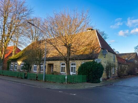 Haus zum Kauf 157.000 € 7 Zimmer 189 m² 1.186 m² Grundstück Erfde 24803