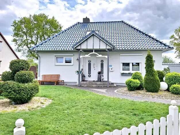 Haus zum Kauf 278.000 € 5 Zimmer 115 m² 899 m² Grundstück Schafstedt 25725