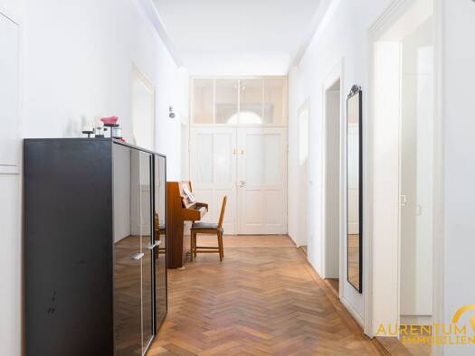 Wohnung zum Kauf 699.000 € 4 Zimmer 131,1 m² Ostenviertel Regensburg 93055