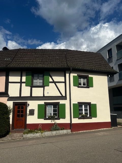 Haus zur Versteigerung provisionsfrei 350.000 € 4 Zimmer 103 m²<br/>Wohnfläche 156 m²<br/>Grundstück Ziegelstr. 16 Kandern Kandern 79400