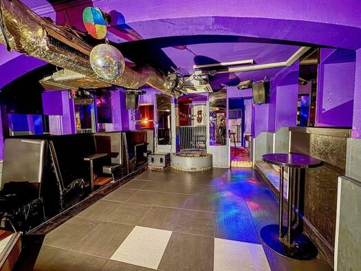 Praxisfläche zum Kauf 600.000 € 182 m² Bürofläche teilbar ab 30 m² Kreuzberg Berlin 10965