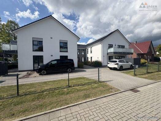 Wohnung zur Miete 785 € 2 Zimmer 71,3 m² frei ab 01.04.2026 Ganderkesee 27777