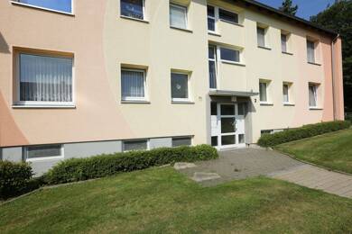 Wohnung zur Miete 550 € 3 Zimmer 68,8 m² 1. Geschoss frei ab 01.10.2025 Wollsteiner Str. 2 Uelzen Uelzen 29525
