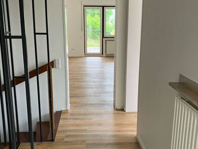 Haus zur Miete 1.500 € 7 Zimmer 150 m² frei ab 01.09.2025 Lippstadt 59557