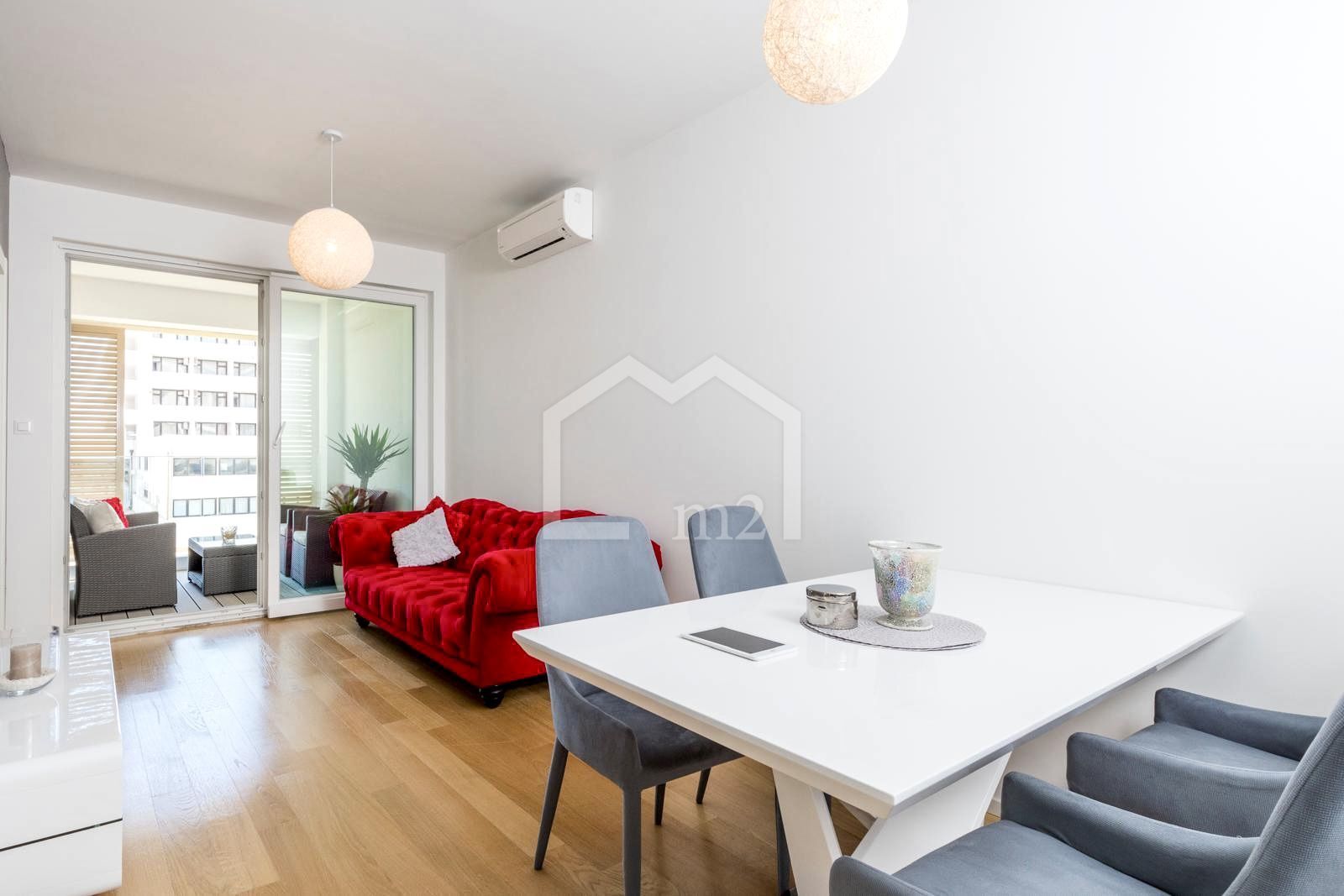 Wohnung zur Miete 1.300 € 3 Zimmer 56 m²<br/>Wohnfläche 1.<br/>Geschoss Duilovo 21000