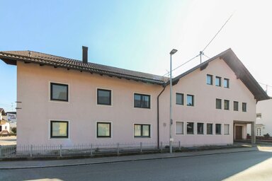 Immobilie zum Kauf als Kapitalanlage geeignet 1.100.000 € 13 Zimmer 450 m² 752 m² Grundstück Amberg 86854