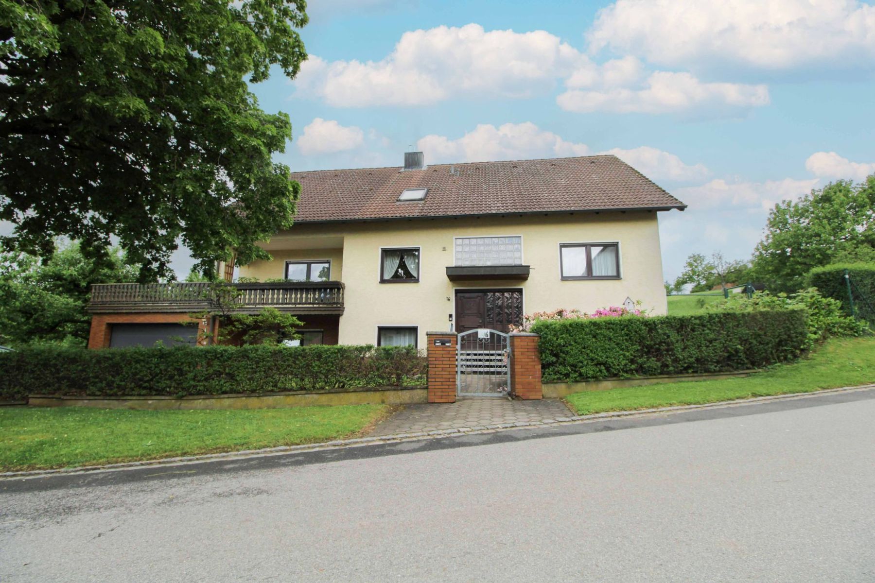 Mehrfamilienhaus zum Kauf 490.000 € 10 Zimmer 297,2 m²<br/>Wohnfläche 1.089,2 m²<br/>Grundstück Seiboldstetten Alfeld 91236