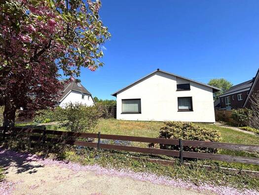 Einfamilienhaus zum Kauf 415.000 € 5 Zimmer 118 m² 854 m² Grundstück Henstedt-Ulzburg 24558
