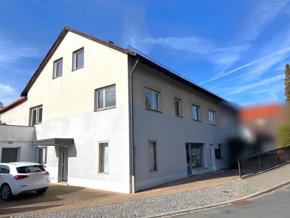 Doppelhaushälfte zum Kauf 436.500 € 8 Zimmer 186 m²<br/>Wohnfläche 225 m²<br/>Grundstück Regelsbacher Str. 36 Burgfarrnbach 93 Fürth 90768