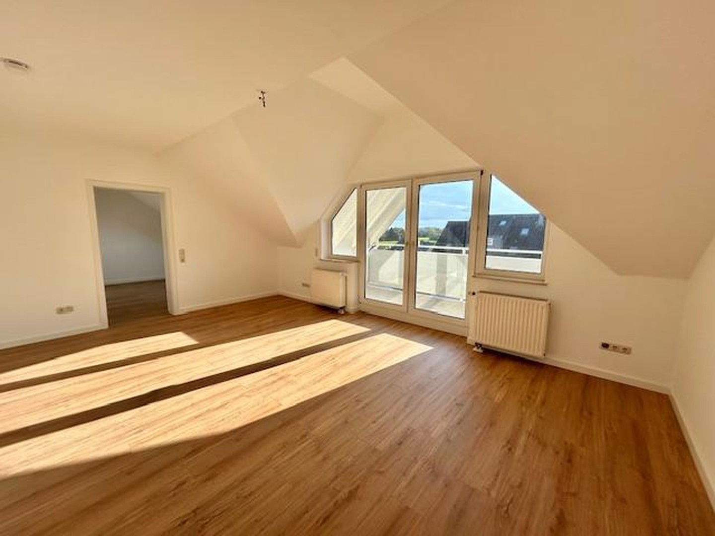 Wohnung zum Kauf provisionsfrei 269.000 € 2,5 Zimmer 78 m²<br/>Wohnfläche 4.<br/>Geschoss Langenselbold 63505