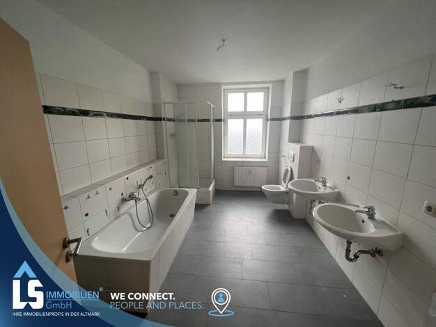 Wohnung zur Miete 500 € 3 Zimmer 83 m² 1. Geschoss frei ab 01.06.2026 Bahnhofsallee 1 Osterburg Osterburg (Altmark) 39606