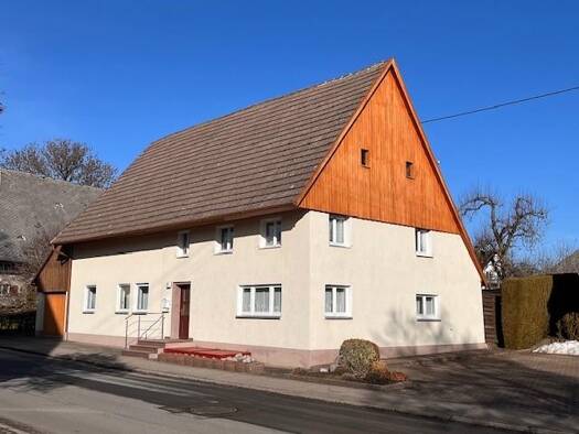 Einfamilienhaus zum Kauf 146.500 € 4 Zimmer 120 m² 468 m² Grundstück Neuhausen Königsfeld im Schwarzwald 78126