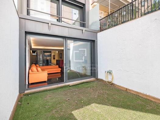 Haus zum Kauf 1.300.000 € 326 m² 155 m² Grundstück Barcelona 08028