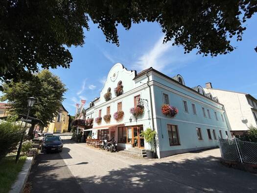 Hotel zum Kauf 490.000 € 35 Zimmer 848 m² Grundstück Yspertal 3683