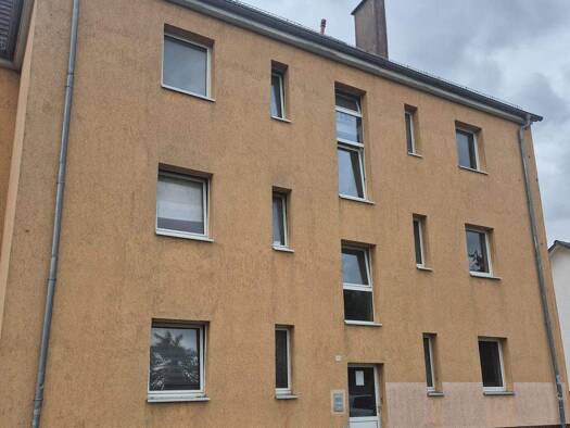 Wohnung zur Miete 380 € 3 Zimmer 55 m² 2. Geschoss frei ab sofort Freiligrathstraße 13 Merseburg 06217