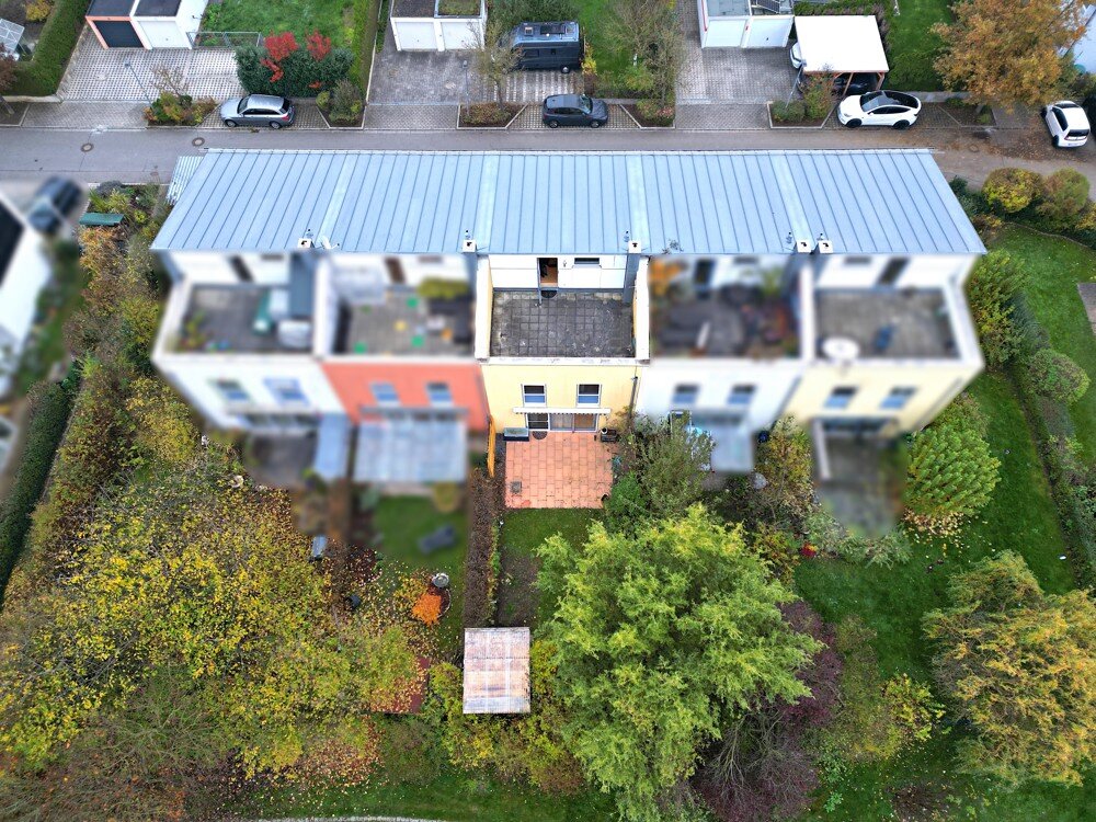 Reihenmittelhaus zum Kauf 499.000 € 5 Zimmer 116 m²<br/>Wohnfläche 219 m²<br/>Grundstück Neutraubling 93073