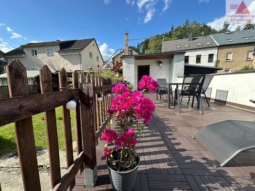 Mehrfamilienhaus zum Kauf 179.000 € 10 Zimmer 185 m² 560 m² Grundstück Schönheide 08304