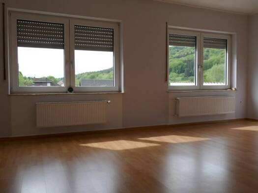 Wohnung zur Miete 820 € 4 Zimmer 98 m² 1. Geschoss frei ab 01.12.2026 Prümzurlay 54668