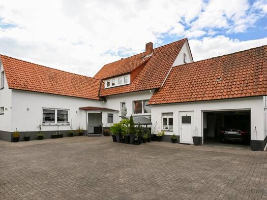 Einfamilienhaus zum Kauf 450.000 € 8 Zimmer 240 m² 1.371 m² Grundstück Duingen Duingen 31089