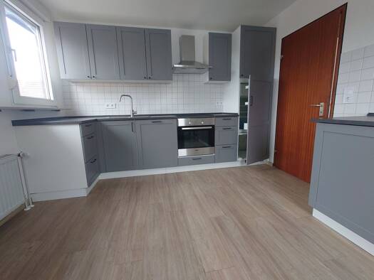 Wohnung zur Miete 1.200 € 3 Zimmer 80 m² Geschoss 1/1 frei ab sofort Magstadt 71106