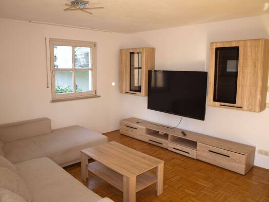 Wohnung zur Miete 680 € 2 Zimmer 62,1 m² West Landshut 84034