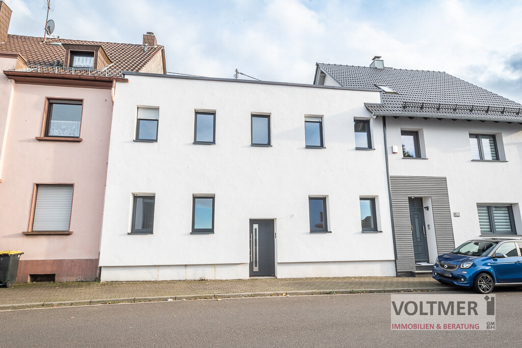 Mehrfamilienhaus zum Kauf 330.000 € 6 Zimmer 167 m² 159 m² Grundstück Innenstadt Neunkirchen/Saar 66538