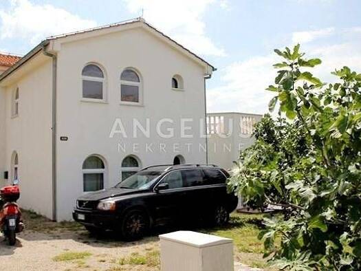 Einfamilienhaus zum Kauf 740.000 € 10 Zimmer 400 m² 1.256 m² Grundstück Baška 51523