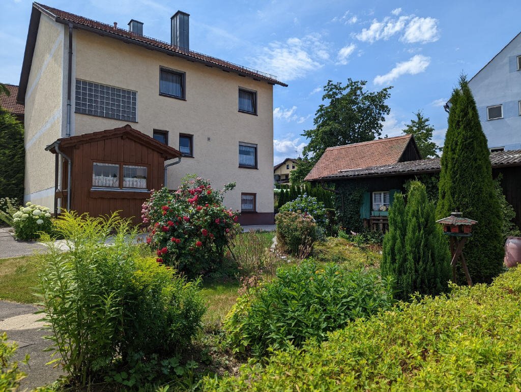 Einfamilienhaus zum Kauf 195.000 € 5 Zimmer 117,3 m²<br/>Wohnfläche 1.048 m²<br/>Grundstück Tiefenbach Tiefenbach 93464