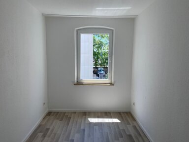 Wohnung zur Miete 395 € 2 Zimmer 33 m² 1. Geschoss frei ab sofort Austr. 0 Bärenschanze Nürnberg 90429