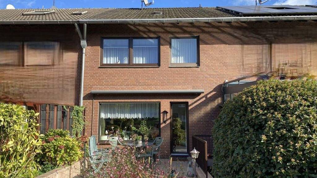 Reihenmittelhaus zum Kauf 299.000 € 4 Zimmer 102 m² 239 m² Grundstück Friemersheim Duisburg 47228