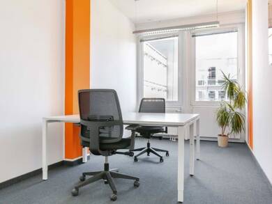 Bürofläche zur Miete provisionsfrei 659 € 50 m² Bürofläche teilbar von 10 m² bis 50 m² Kronstadter Str. 4 Bogenhausen München 81677